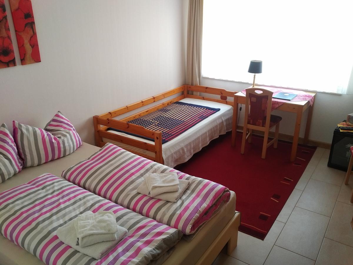 Aaron - Privatunterkunft Magdeburg Luaran gambar