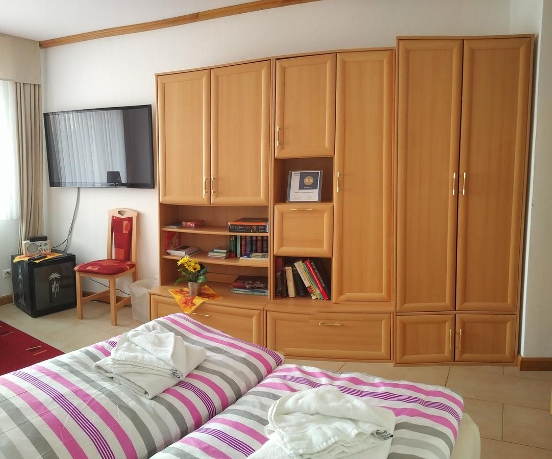 Aaron - Privatunterkunft Magdeburg Luaran gambar